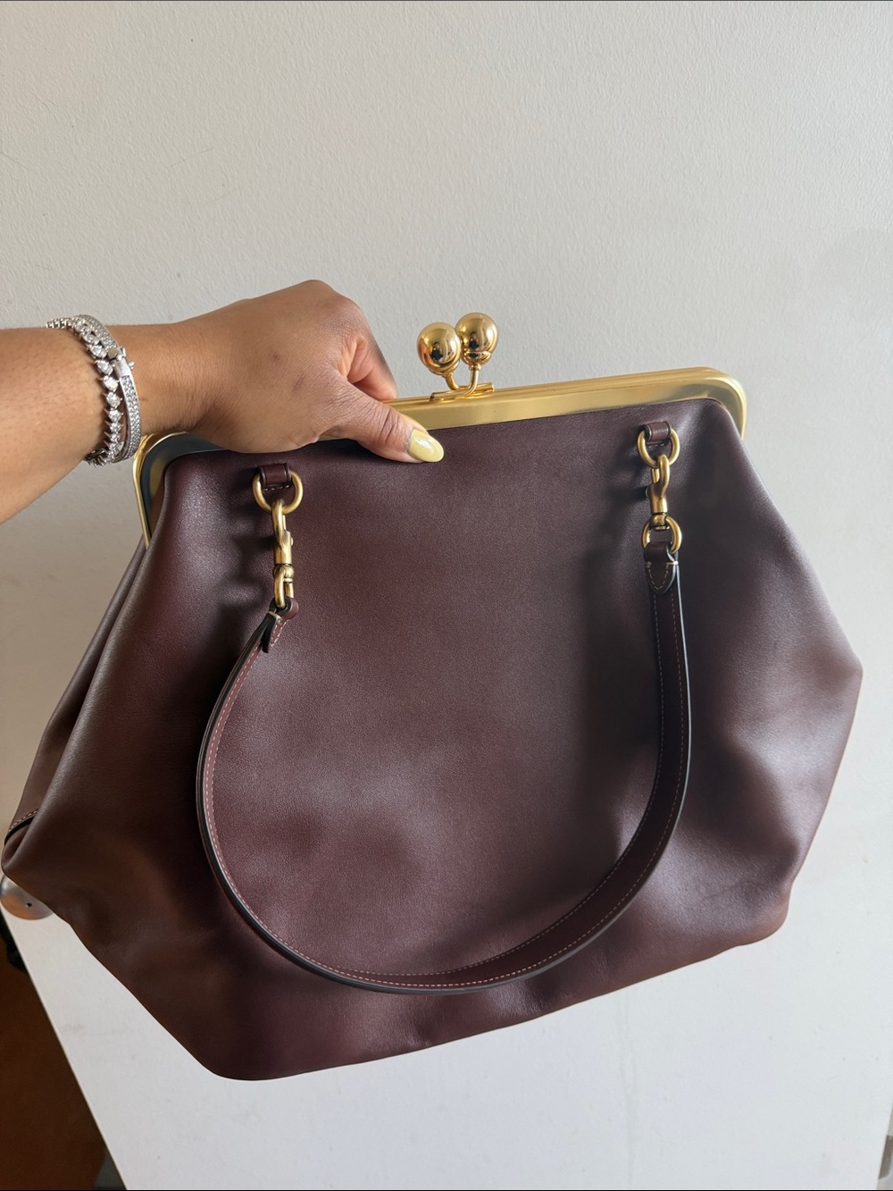 Coach Large Kisslock Frame Bag - Picture 2 of 10
